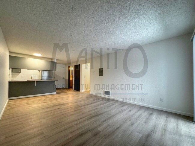 Building Photo - Whitworth Area Apartment Unit