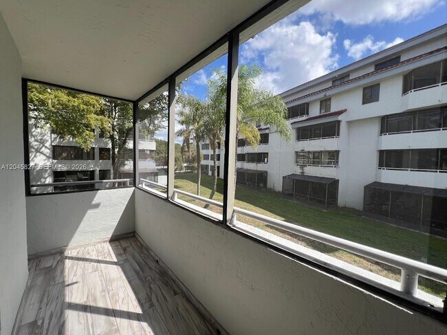 Building Photo - 8205 SW 152nd Ave