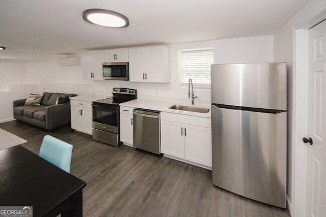 Building Photo - 6157 Orville Dr