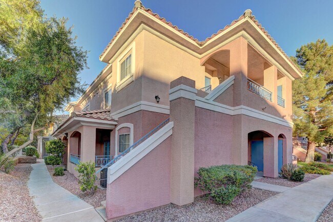 Building Photo - Corner Unit Condo in Gated Summerlin Community with Pool & Spa – 2 Bed, 2 Bath, Large Covered Patio