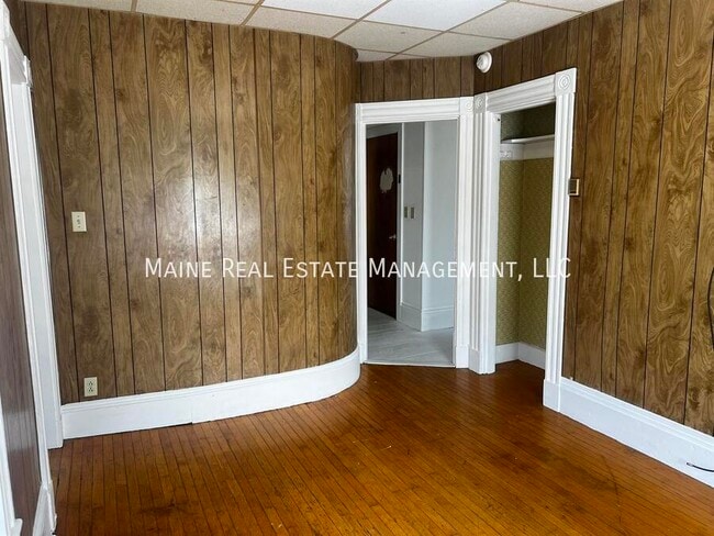 Building Photo - 53 Parker St