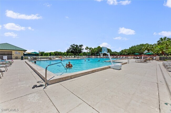 Building Photo - 9450 Ivy Brook Run