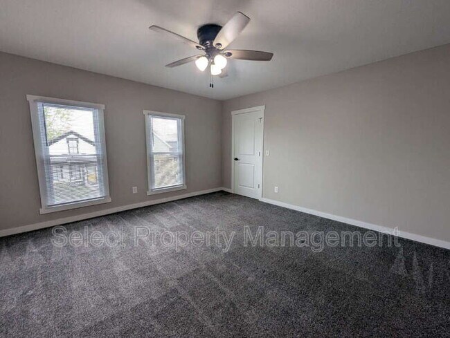 Building Photo - 603 Lavina St