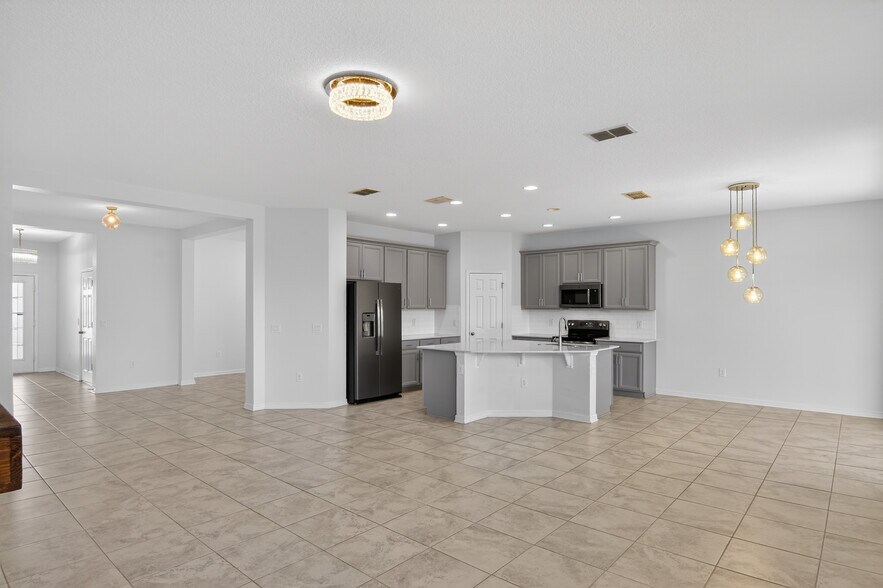 Building Photo - 3649 Vega Creek Dr