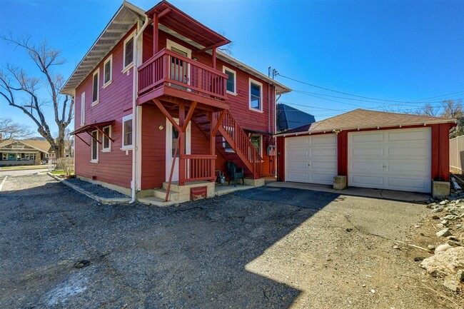 Building Photo - 108 N Mt Vernon Ave