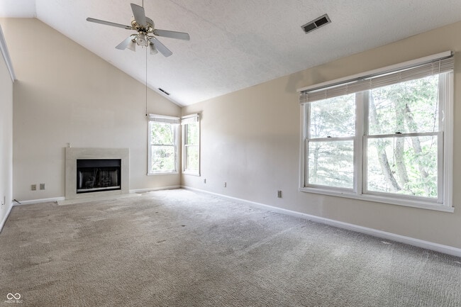 Building Photo - 795 Grace Dr