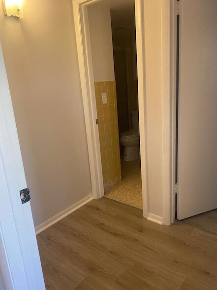 Building Photo - 19 Abbey Ln