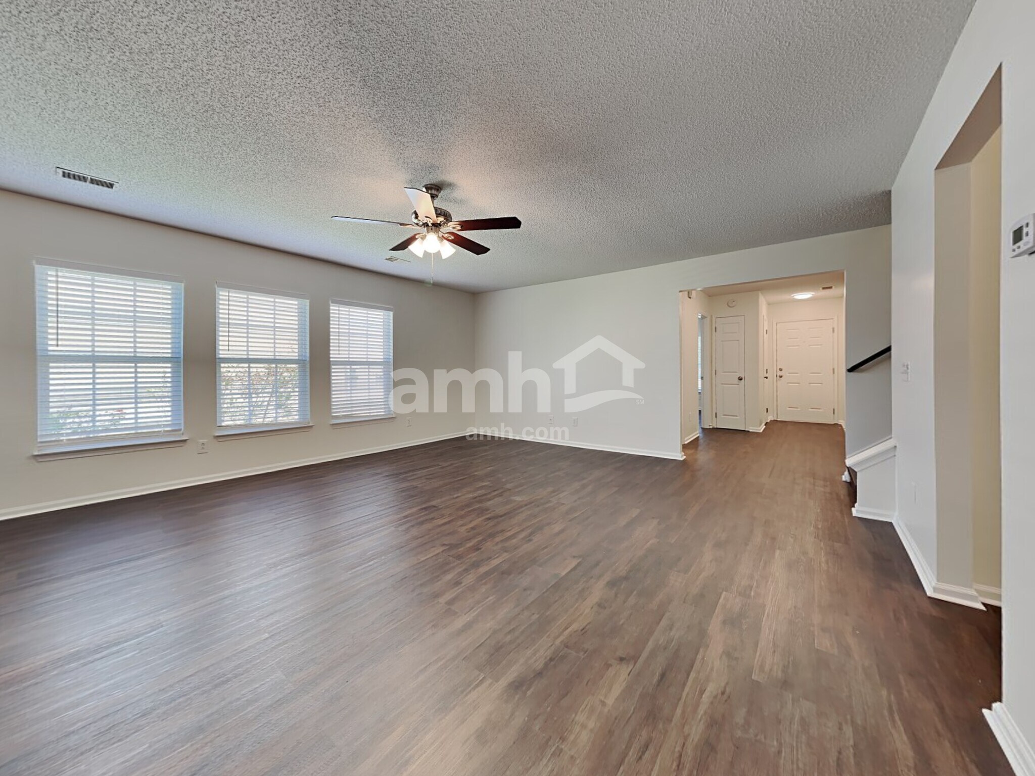 Building Photo - 118 Larkspur Dr