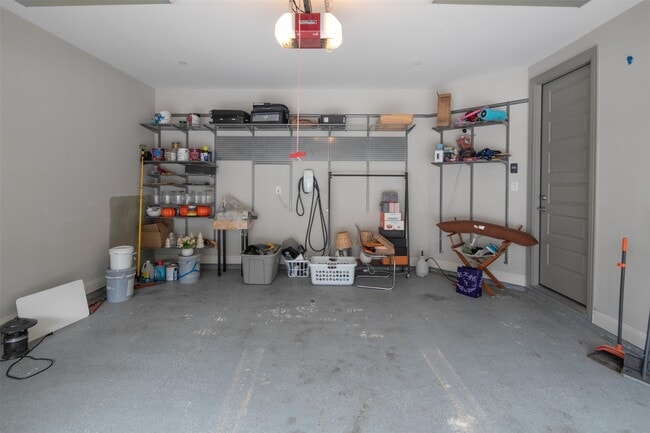 Building Photo - 2905 Bering Dr