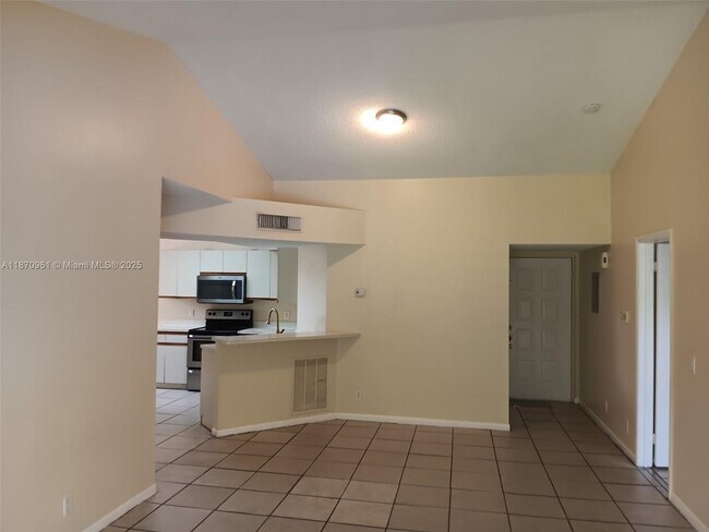 Building Photo - 8821 Wiles Rd