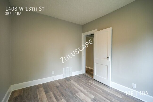 Building Photo - 1408 W 13th St