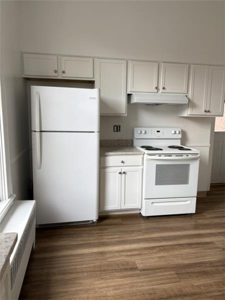 Building Photo - 835 York St