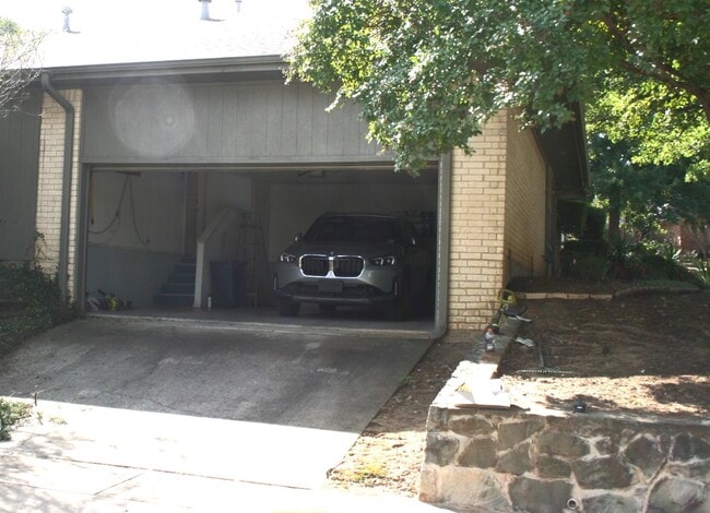 Building Photo - 603 Bent Tree Ct