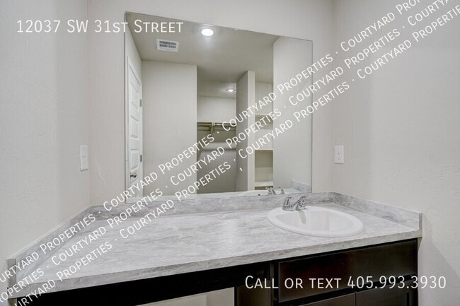 Building Photo - 12037 SW 31st St