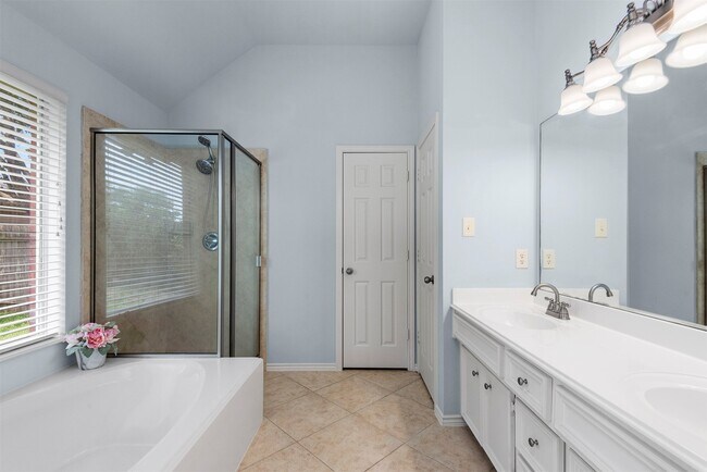 Building Photo - 28223 Sweet Oak Ln
