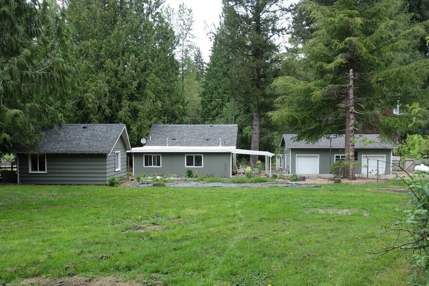 Building Photo - 29901 SE 82nd St