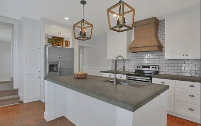 Building Photo - Beautiful 3 Bed, 1.5 Bath Home in Hanover, Pa!