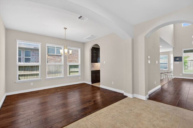 Building Photo - 25610 Fleming Lodge Ln