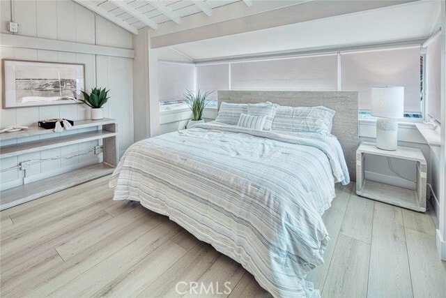 Building Photo - 410 Acacia Ave