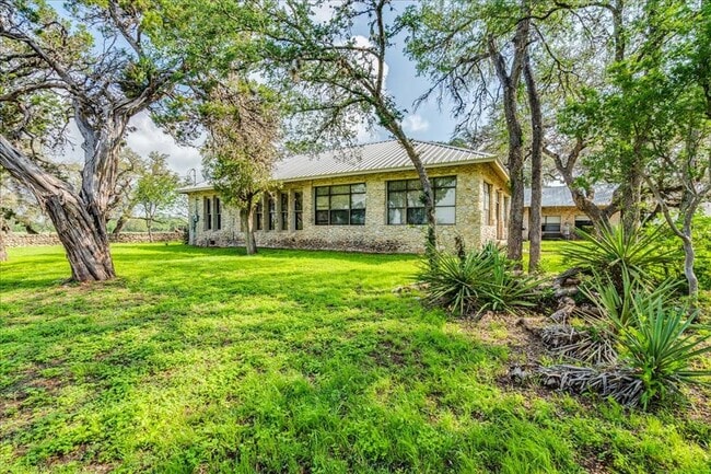 Building Photo - 6400 Cypress Rd