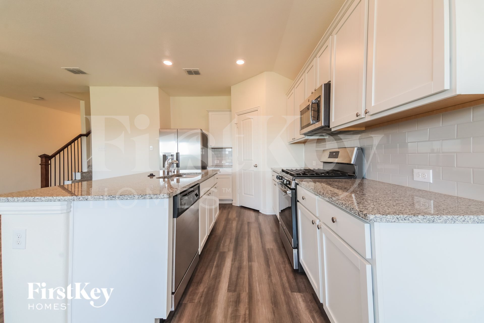 Building Photo - 1304 Renoir Dr