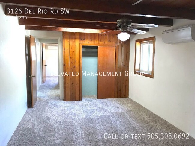 Building Photo - 3 Bedroom in Del Rio Acres/South Valley. L...