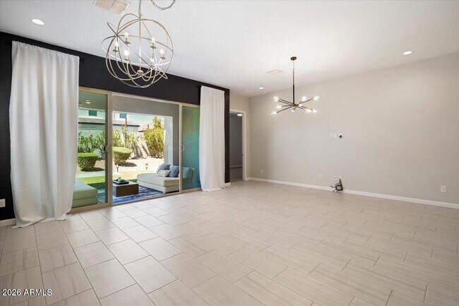 Building Photo - 6630 E Villa Rita Dr