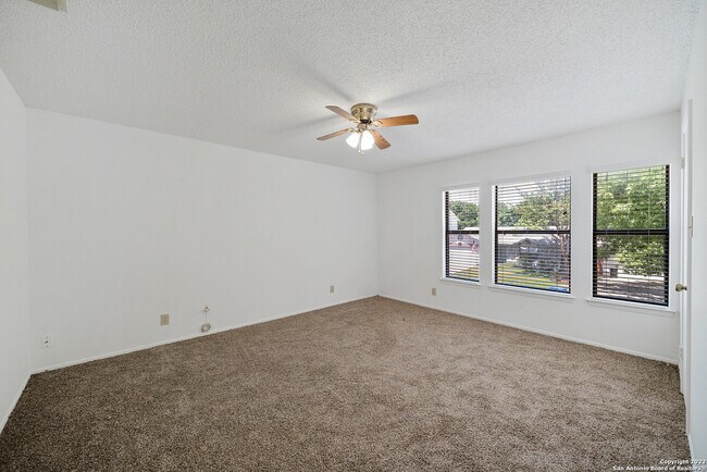 Building Photo - 12811 Hunting Bear