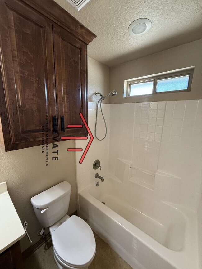Building Photo - 208 Stewart Bend Ct