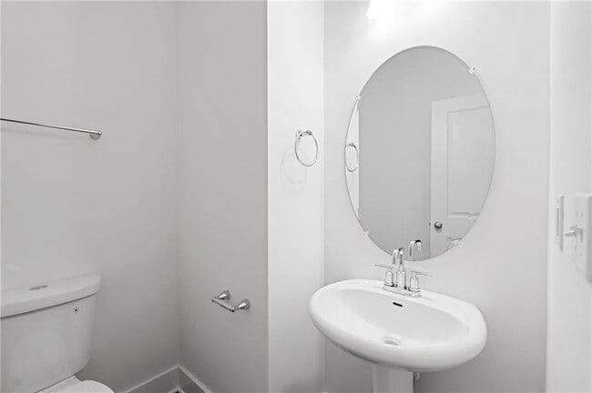 Building Photo - 2251 Mulsanne Dr