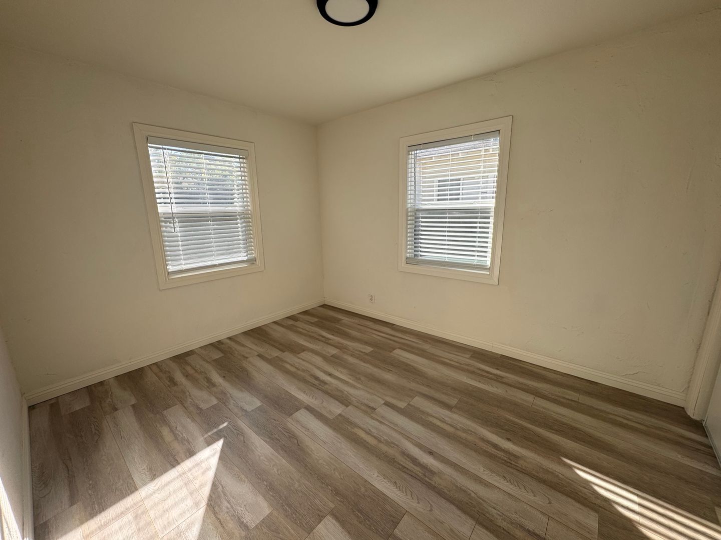 Building Photo - Charming Renovated 3-Bedroom Home in Tarza...