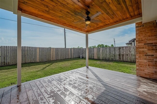 Building Photo - 9631 Highland Pointe Dr