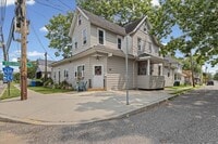Building Photo - 601 Wesley Ave