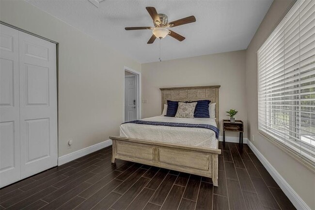 Building Photo - 13666 Exotica Ln