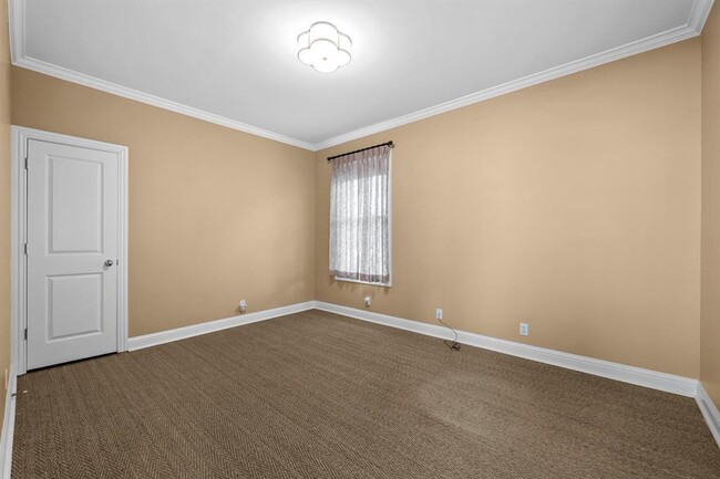 Building Photo - 4513 Avenue F