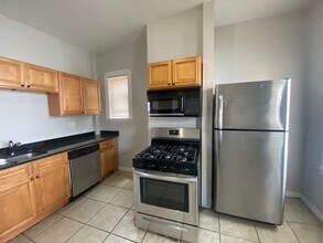 Building Photo - 34 Speedwell St