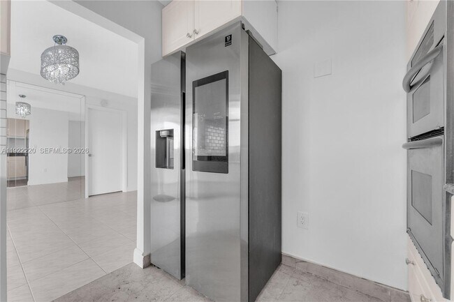 Building Photo - 16508 NE 26th Ave