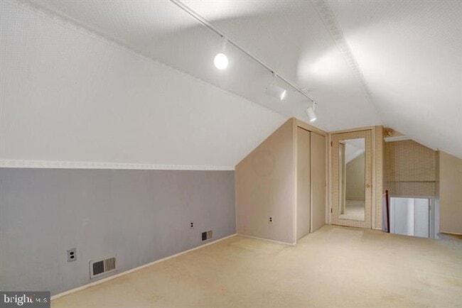 Building Photo - 4902 Ravensworth Rd