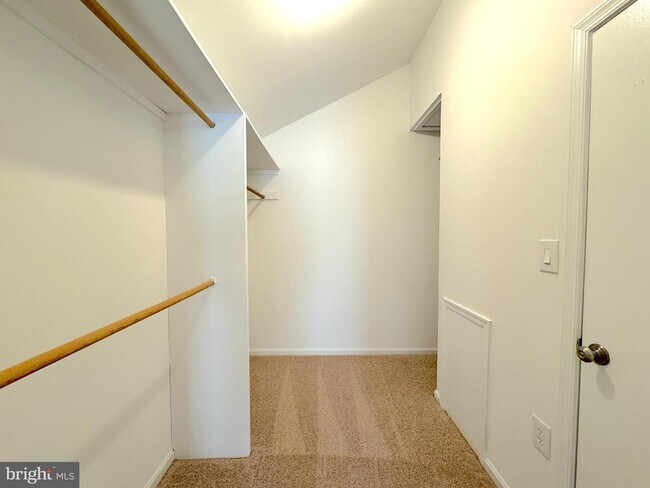 Building Photo - 6939 Mary Caroline Cir