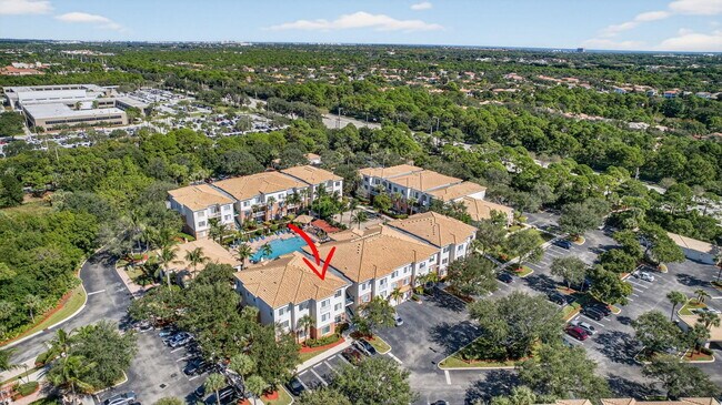 Building Photo - 5301 Myrtlewood Cir E