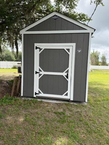 Building Photo - 13432 E Wheeler Rd