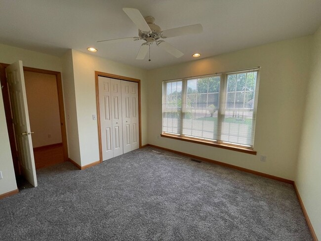 Building Photo - Two Bedroom Condo in Kalamazoo