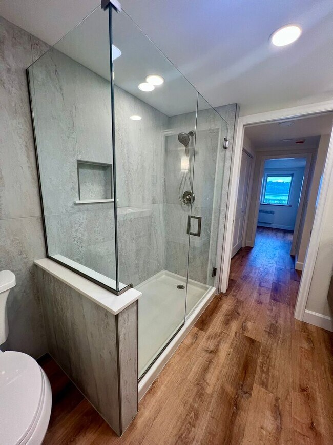 Building Photo - PENDING APPLICATION; Waterfront Apartment on East Bay Drive