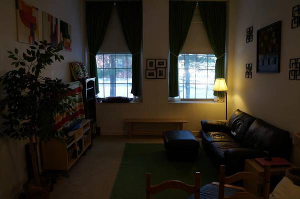 Building Photo - 48 Forest St