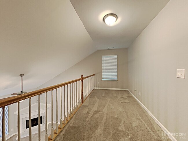Building Photo - 201 Woodland Way