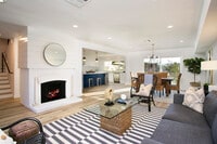 Building Photo - 32107 Beachview Ln
