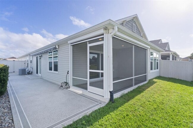 Building Photo - 6230 Dingman Wy