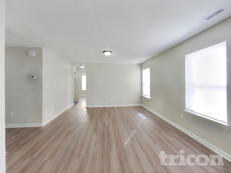 Building Photo - 1619 Prairieview Ln