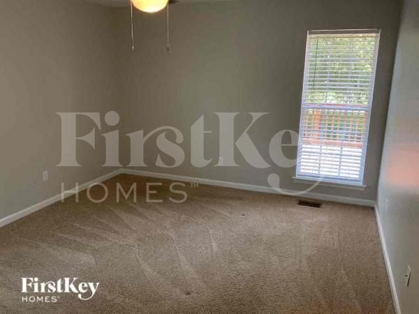 Building Photo - 12 Mountain Oaks Ln