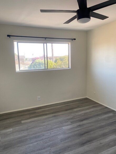 Building Photo - 11643 Eucalyptus Ave